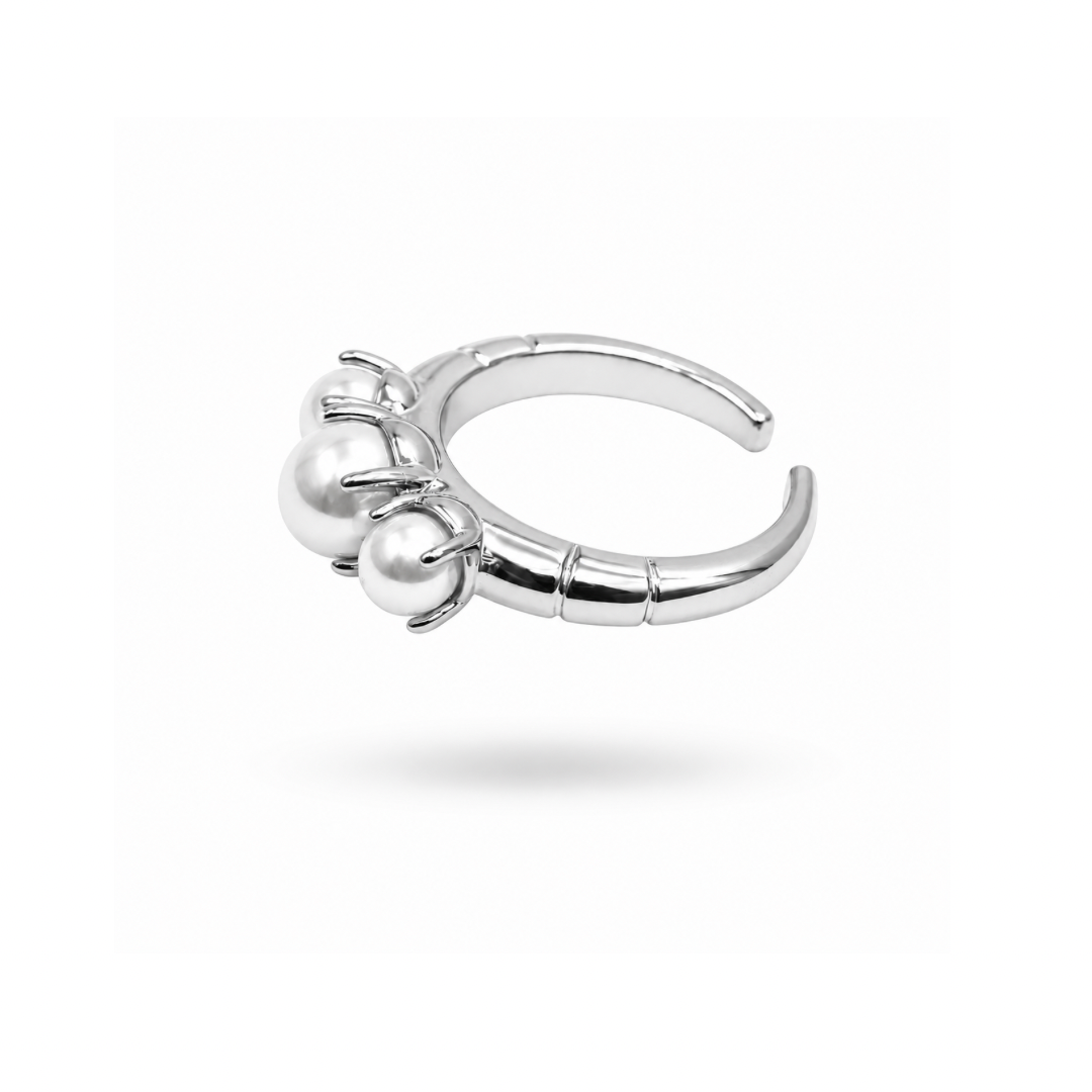Pearl claw ring (justerbar)