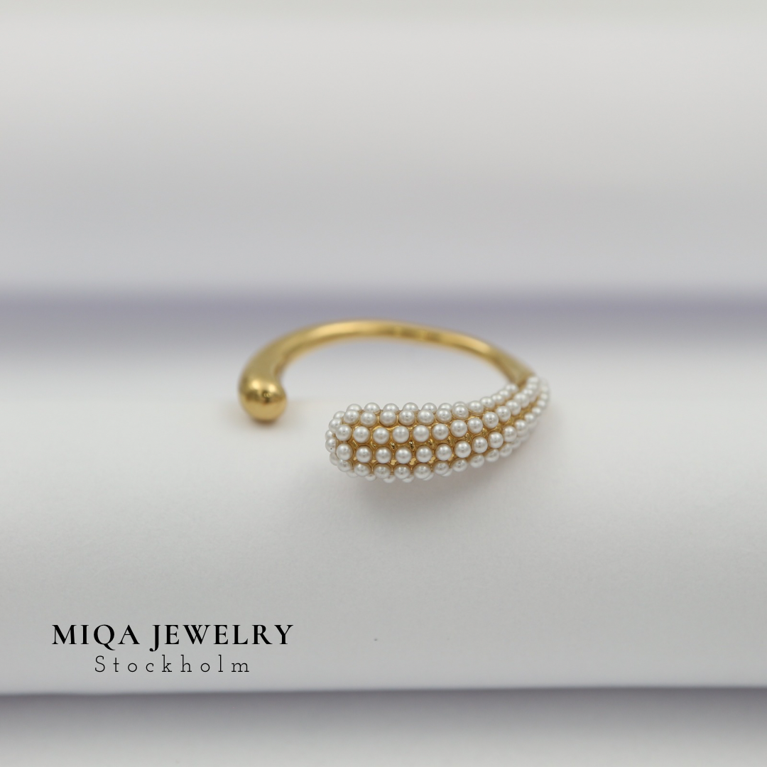 Eva Gold Pearl