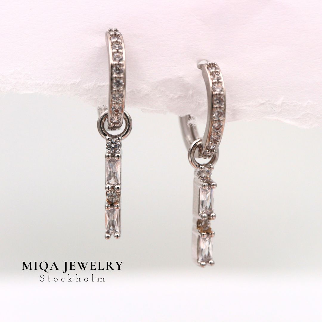 Viola earring
