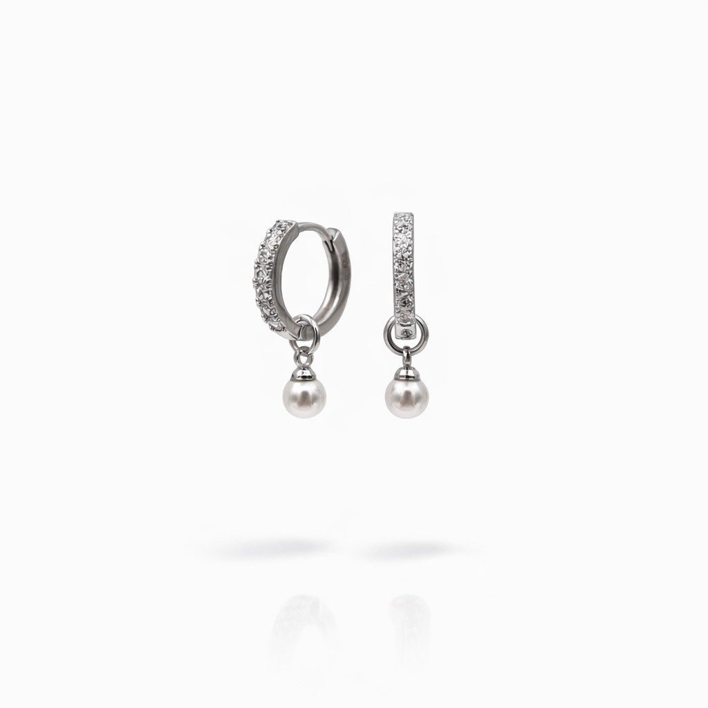 Astrid pearl Hoops