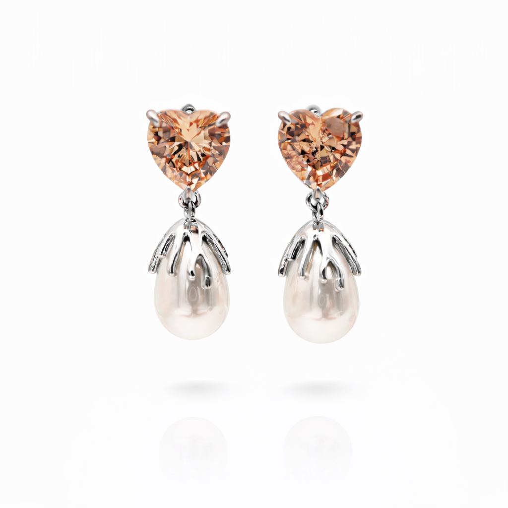 Pearl charm earring