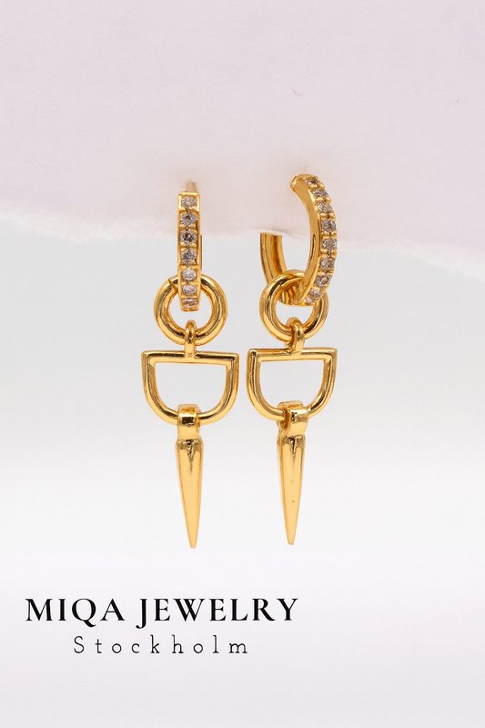Leia spike earring