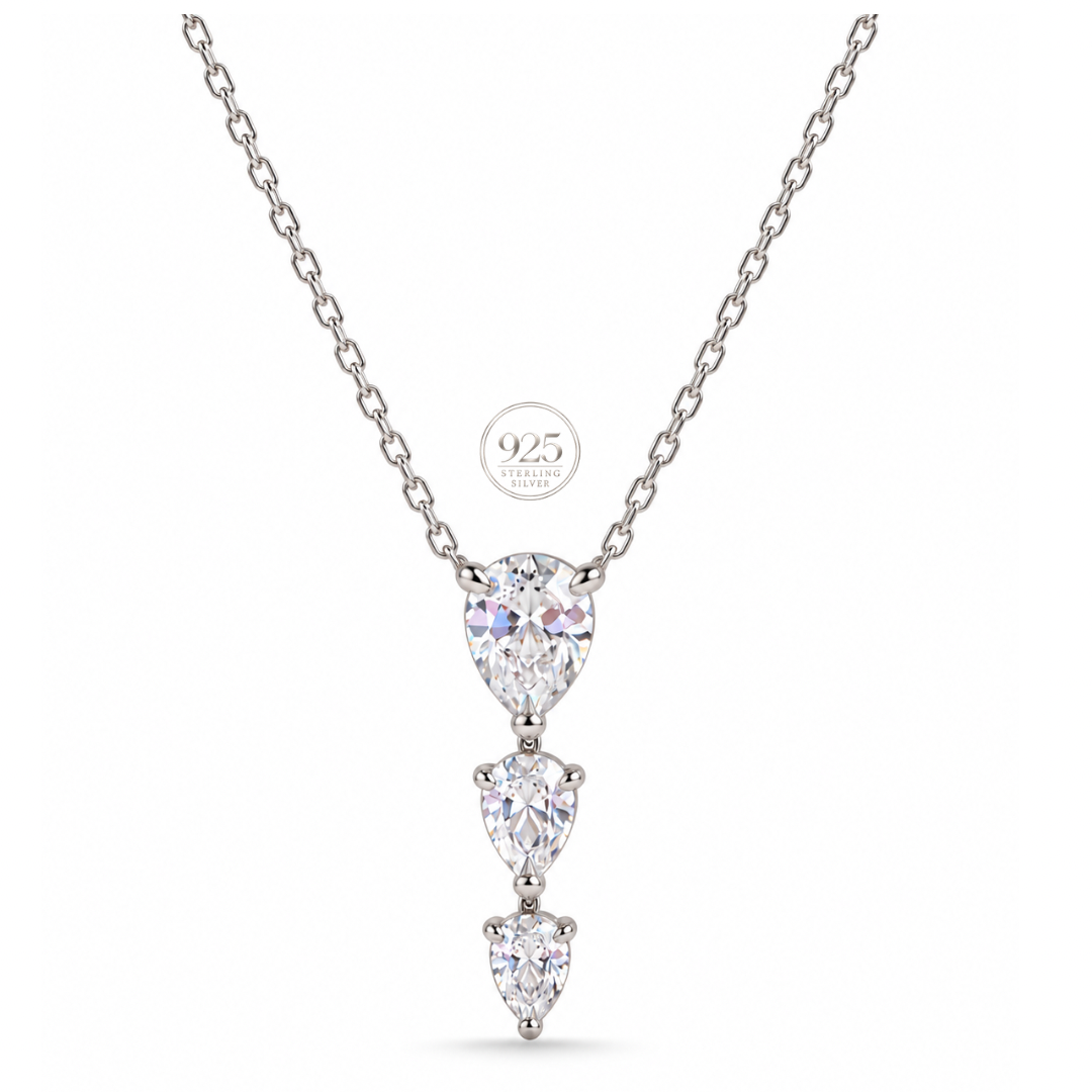 Estelle white necklace
