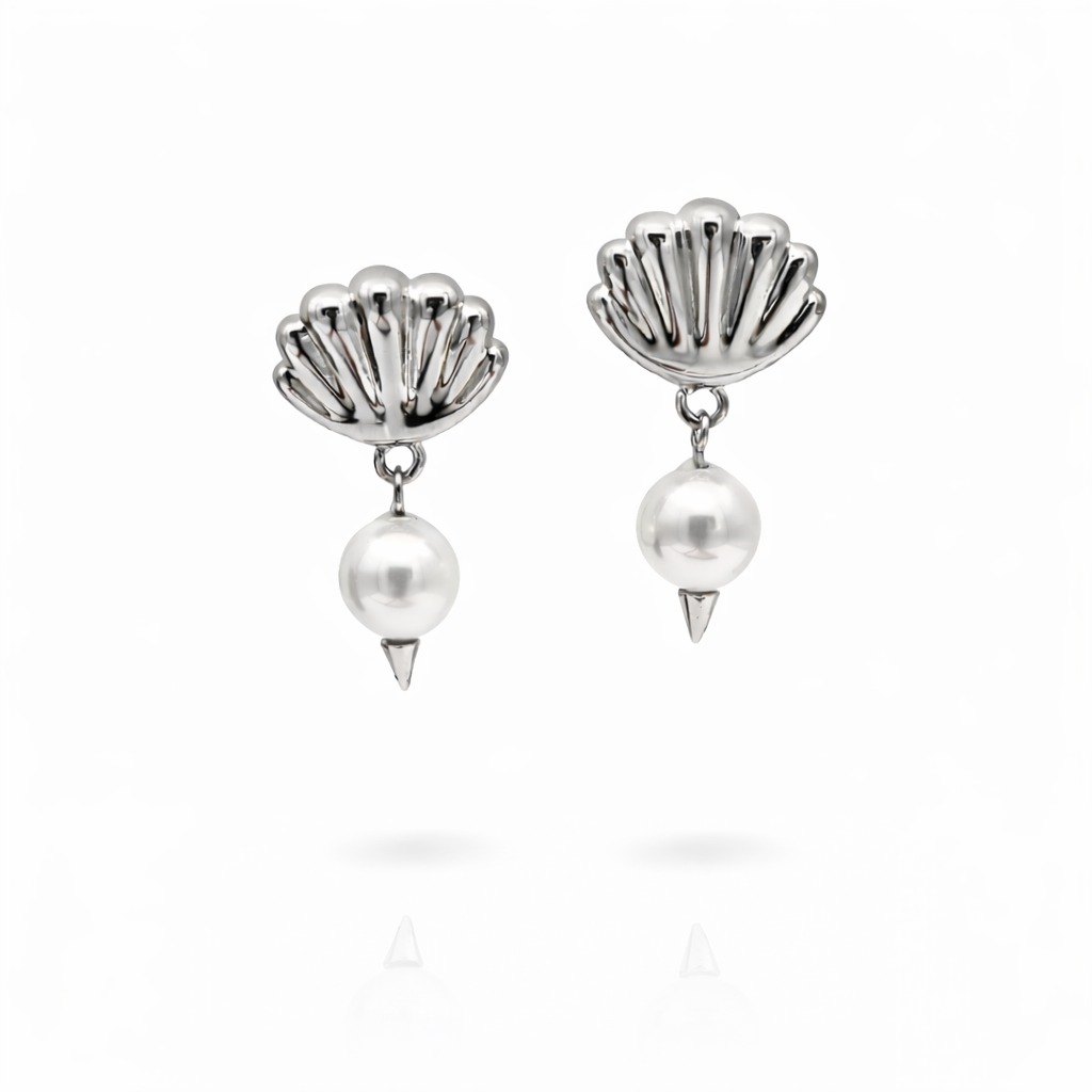 Shell earring