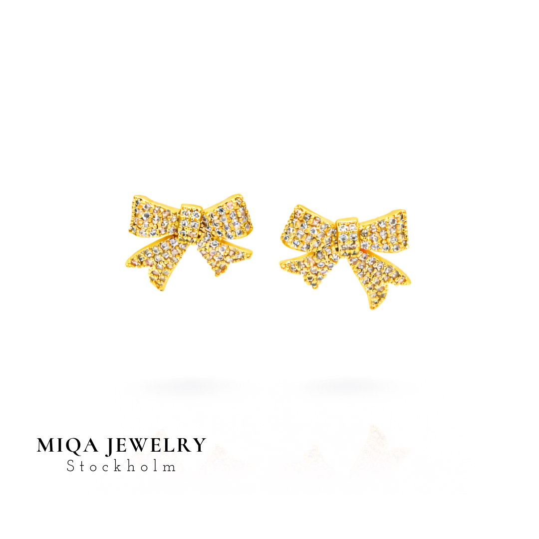 Bow earring