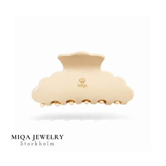 Miqa hair clip Creamy white