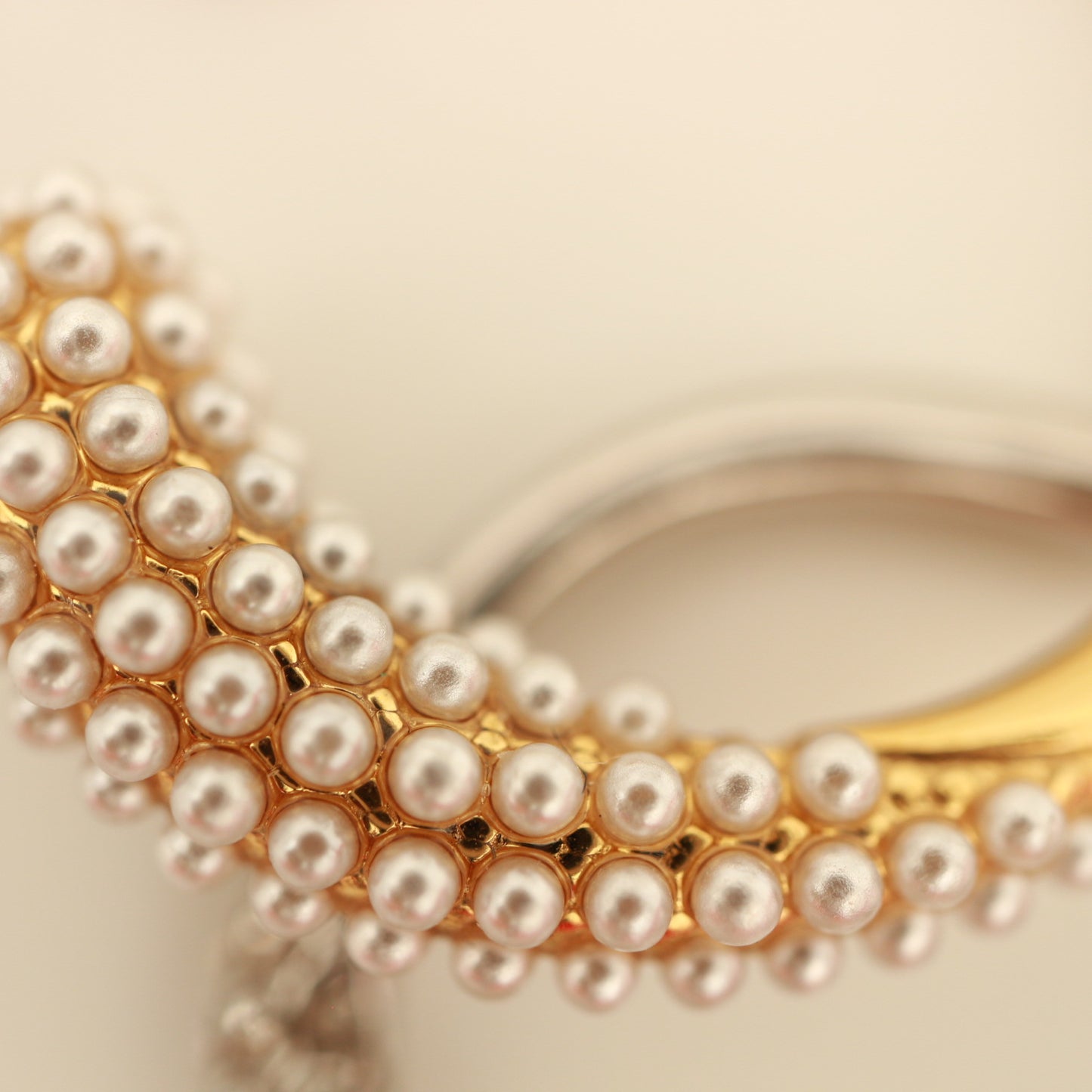 Eva Gold Pearl ring